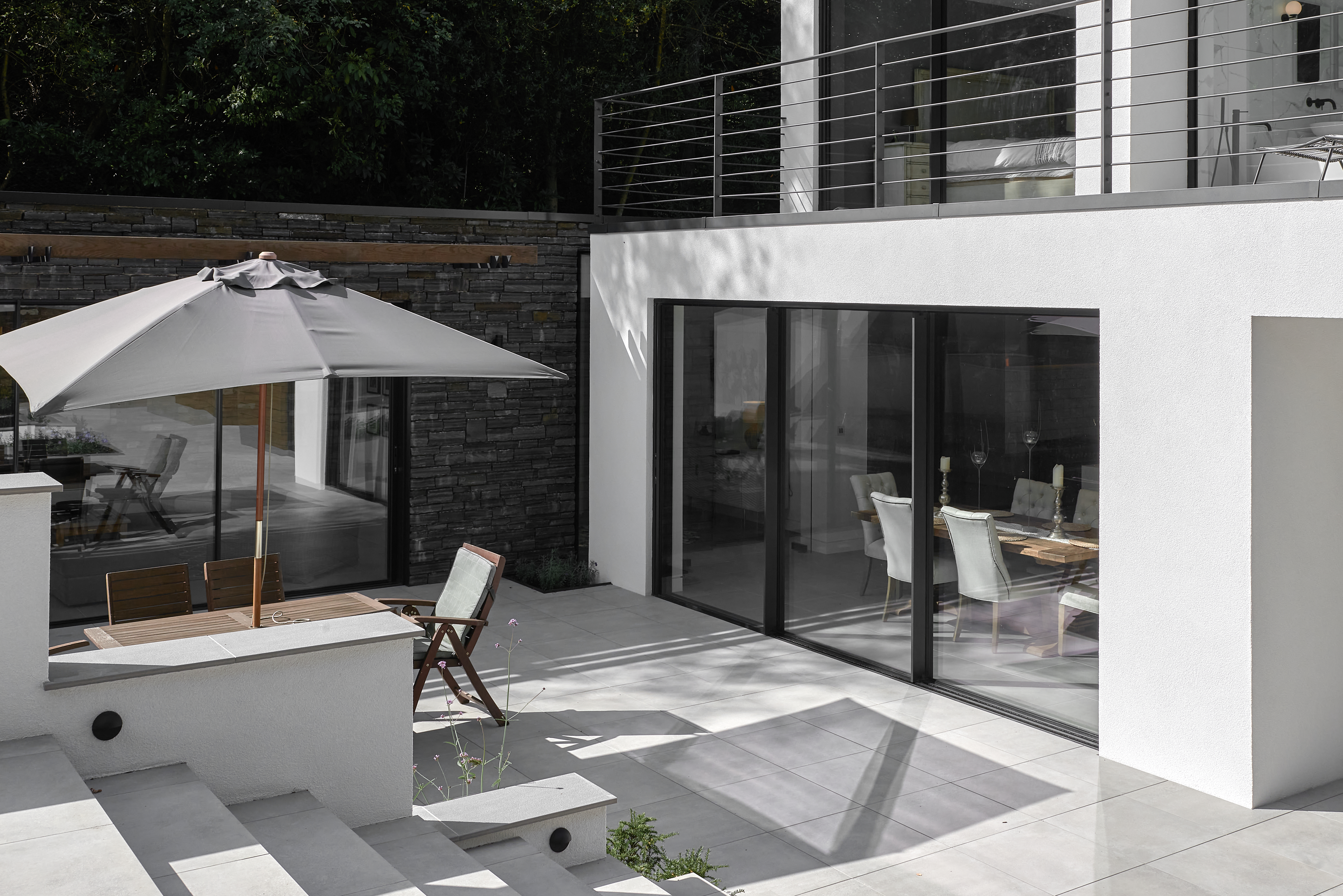 Sliding doors